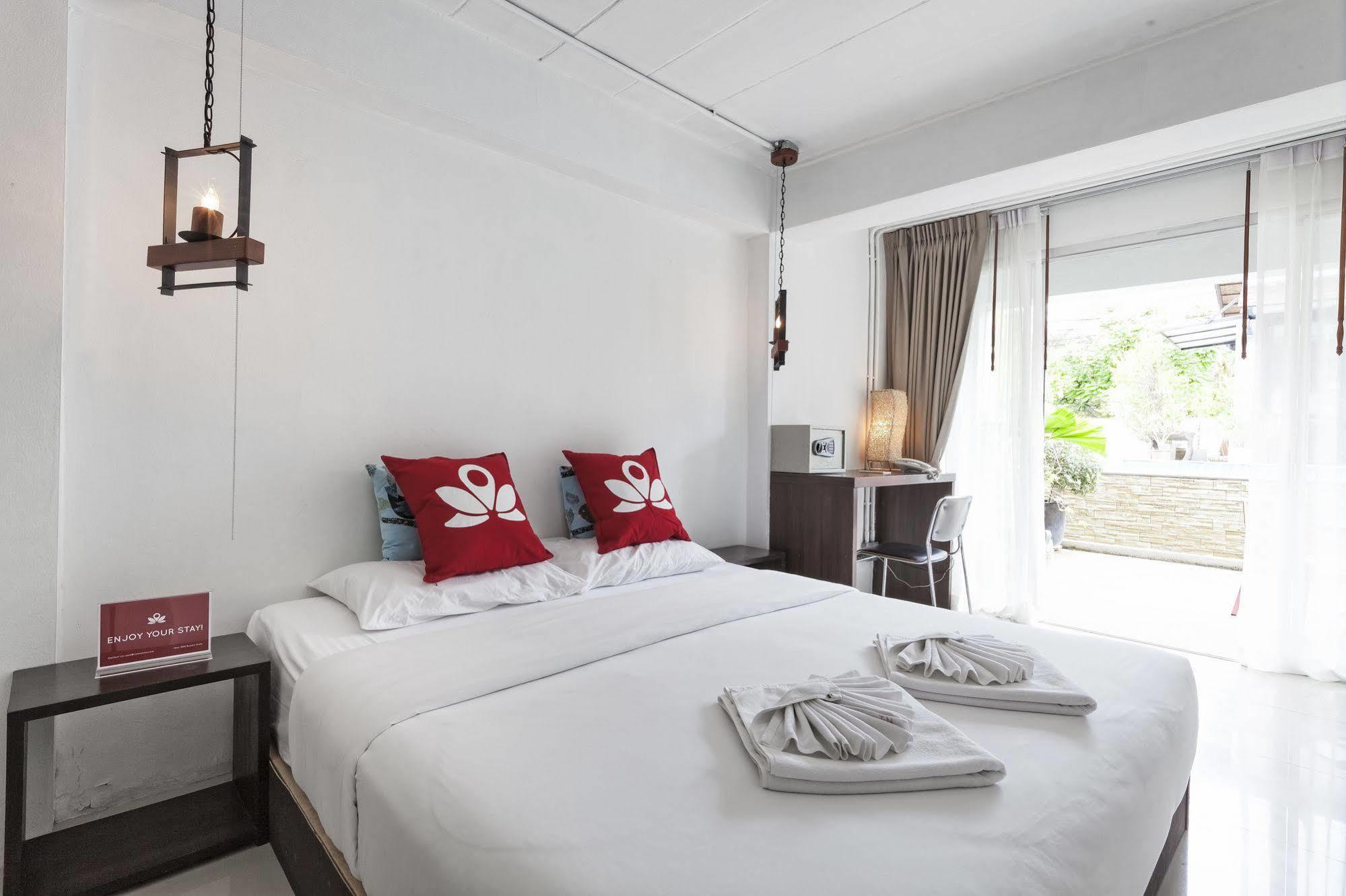 Zen Rooms Basic Nanai Phuket Patong Kültér fotó