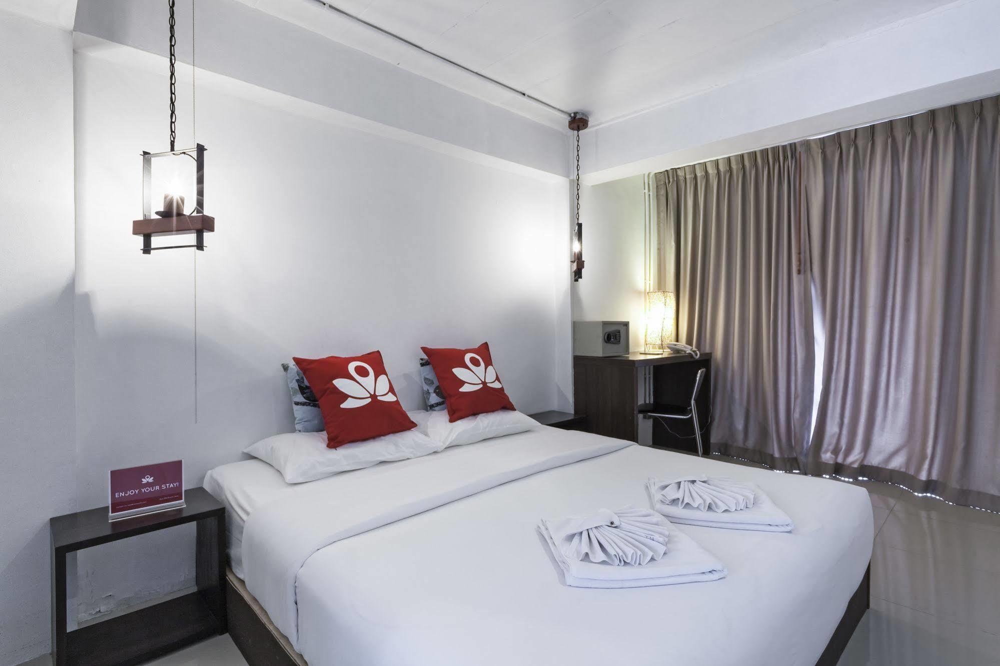Zen Rooms Basic Nanai Phuket Patong Kültér fotó