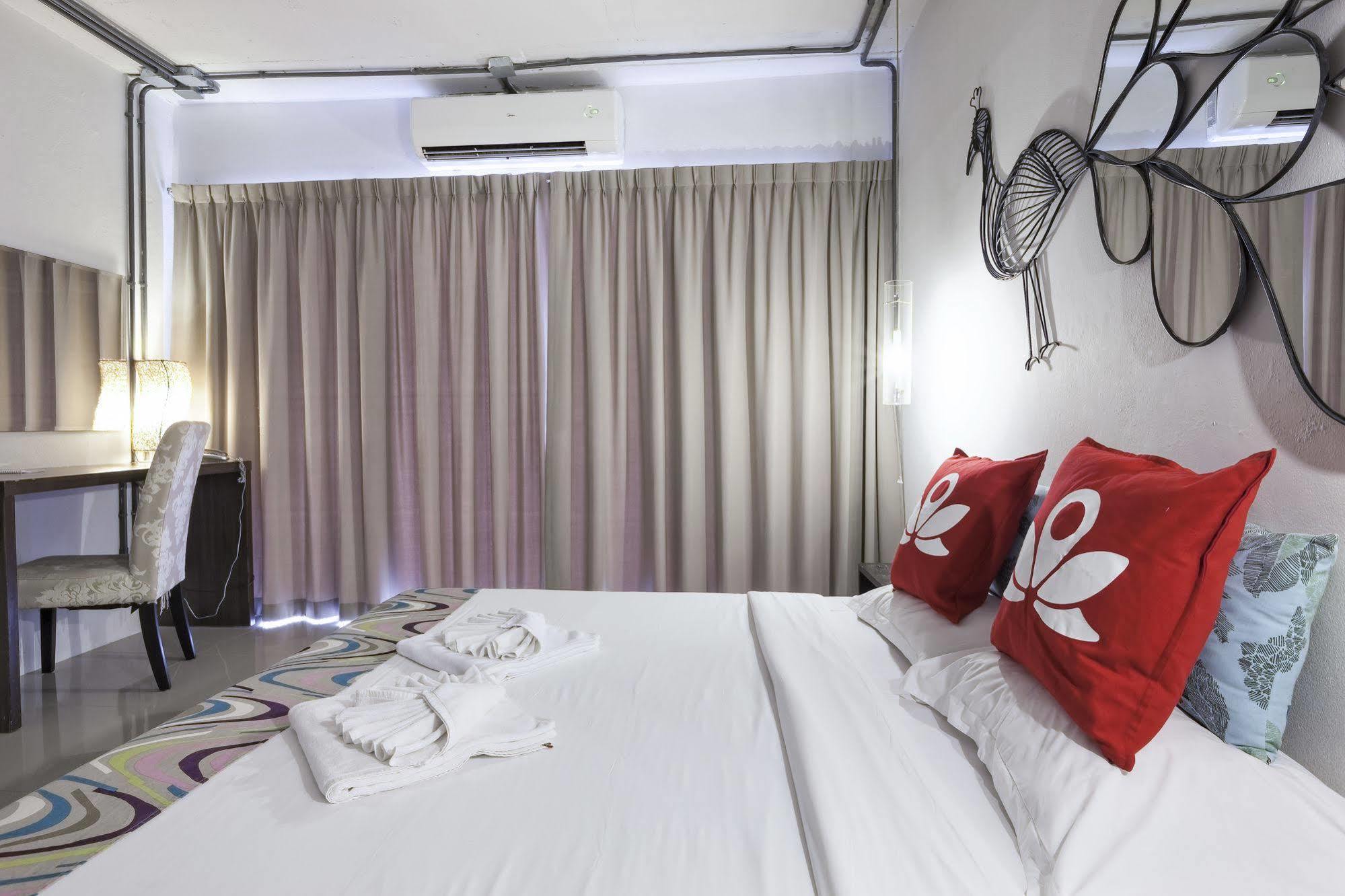Zen Rooms Basic Nanai Phuket Patong Kültér fotó